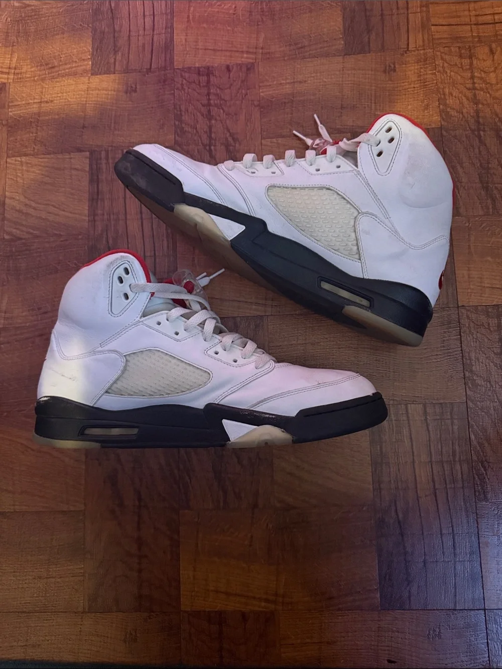 Jordan fire red 5 size 14